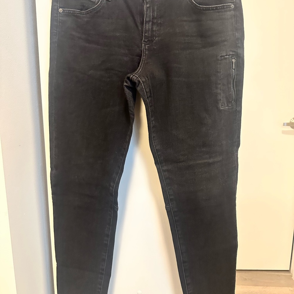 AG The Taxi Zip Side Pocket Skinny Jean in Black